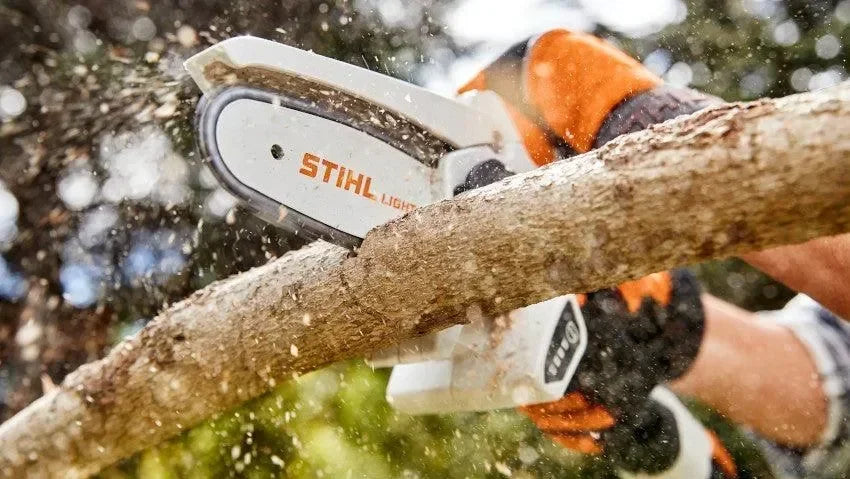 STIHL GTA 26 akkuoksasaha -setti - Puutarhakone