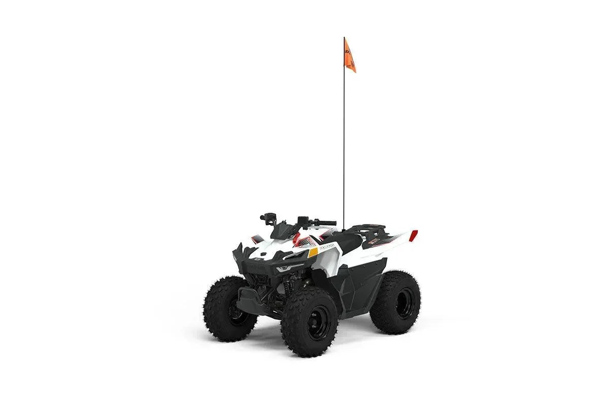 Polaris Outlaw 70 valkoinen - Puutarhakone