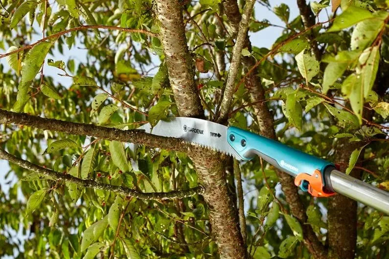 Gardena oksasaha 300 P, Kaareva, 340mm - Puutarhakone