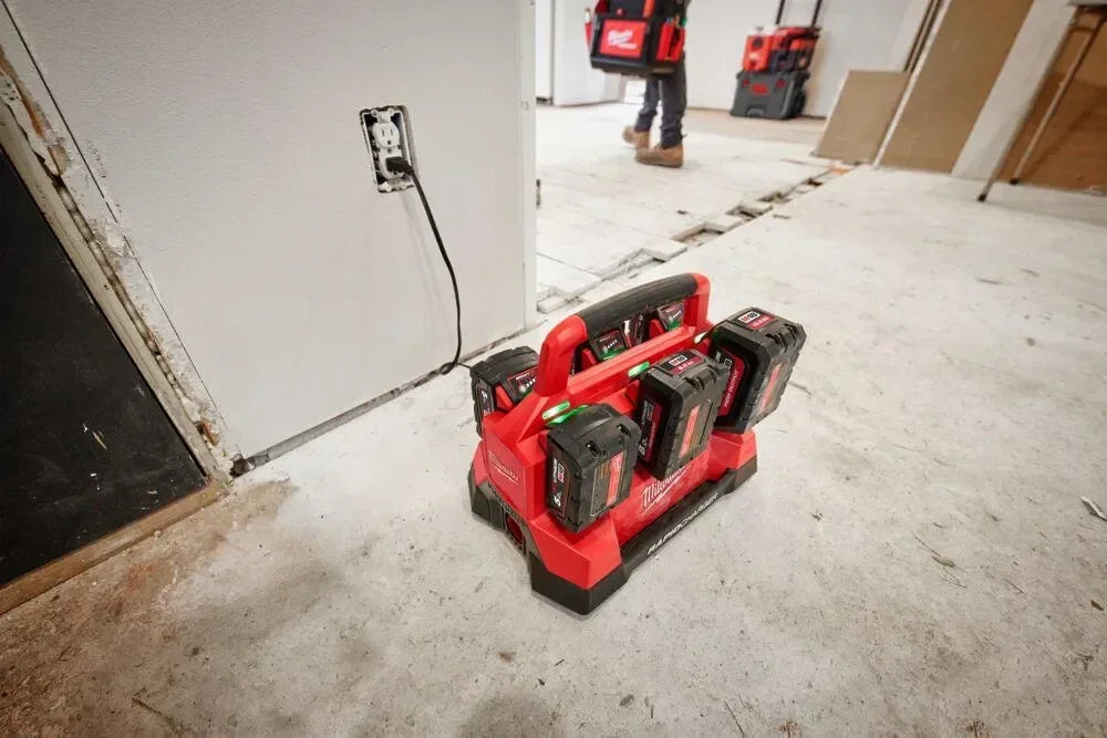 Milwaukee PackOut pikalaturi M18 PC6 - Puutarhakone