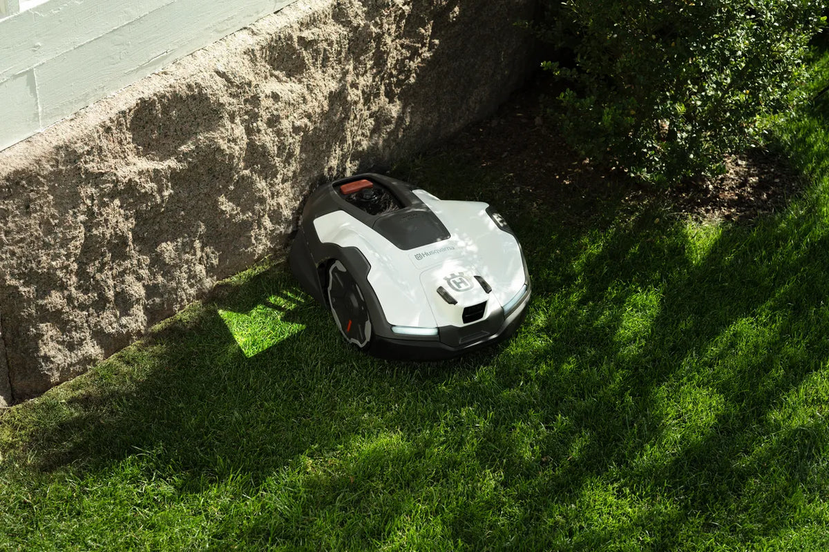 Husqvarna Automower 410VE Nera robottileikkuri