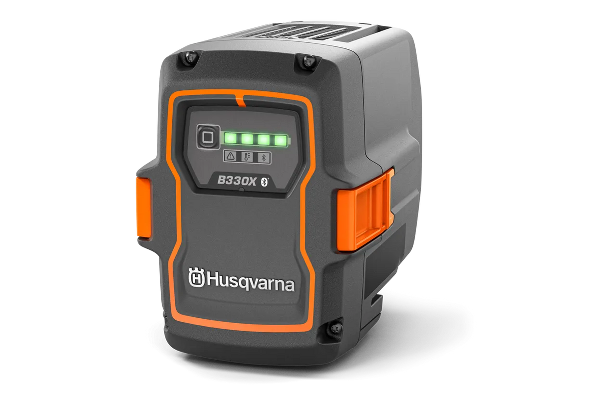 Husqvarna 550i XP 15" akkumoottorisaha -9Ah setti