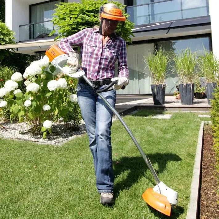 Stihl FSA 85 akkutrimmeri - Puutarhakone