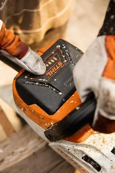 STIHL MSA 70 C-B Akkusaha -setti - Puutarhakone