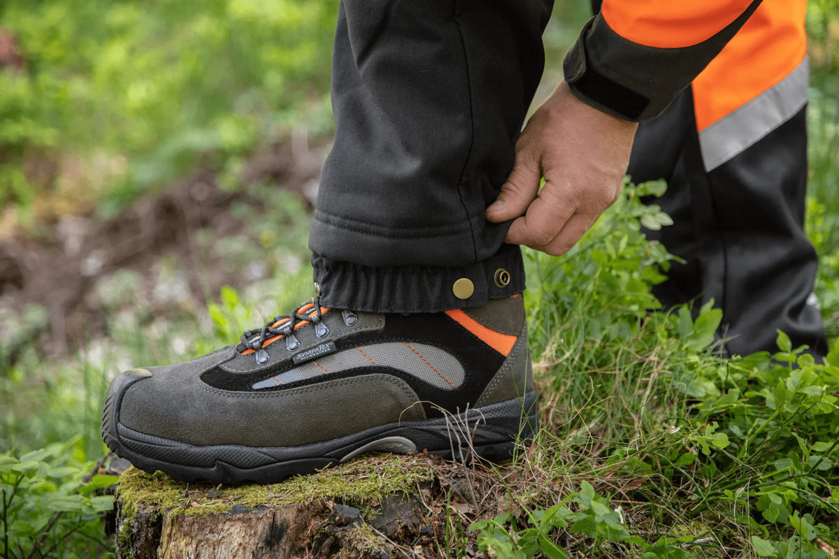 Husqvarna Technical raivaus- ja trimmaushousut - Puutarhakone