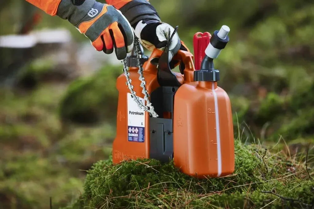 Husqvarna kombikannu 5L + 2,5L - Puutarhakone