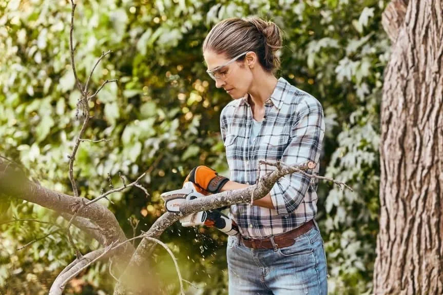 STIHL GTA 26 akkuoksasaha -setti - Puutarhakone